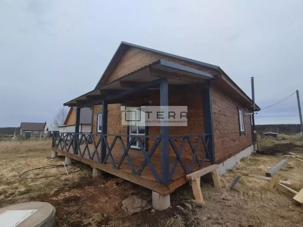 Дом в Башкортостан, Иглинский сельсовет, с. Иглино ул. Салаватская (90 ... - Фото 1