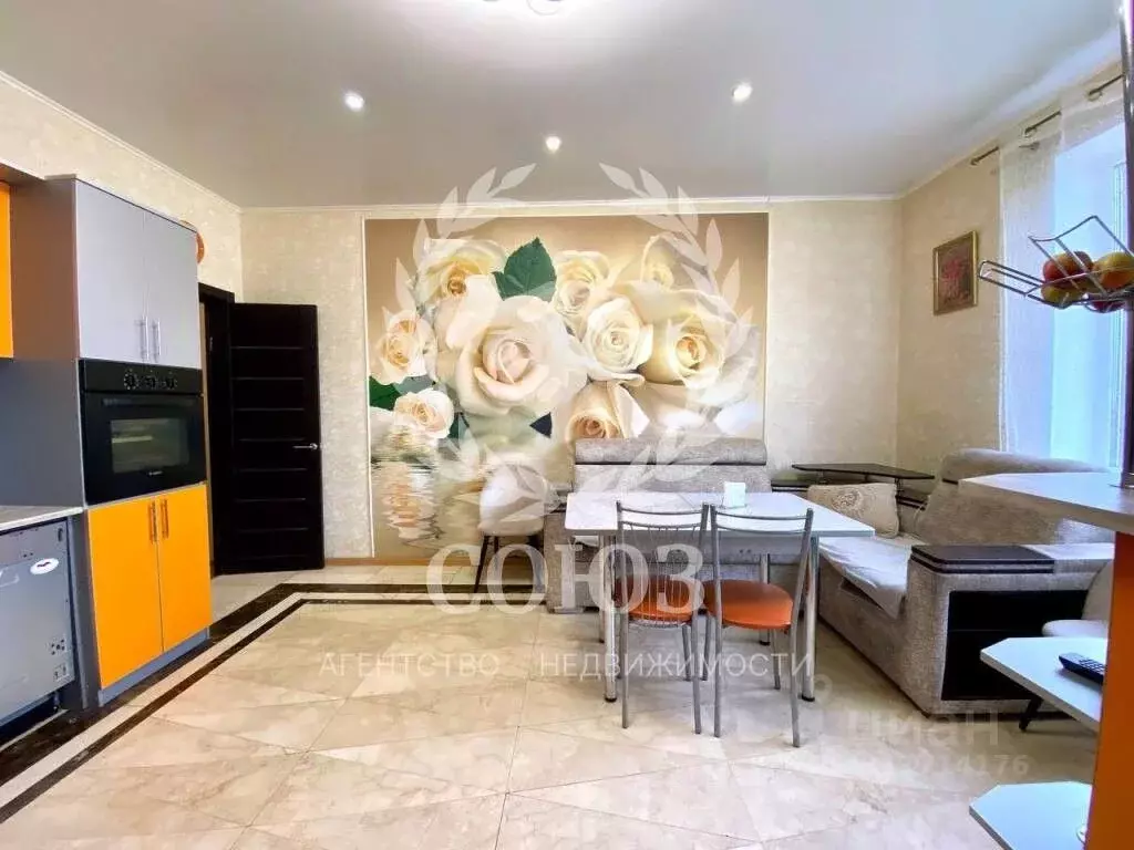 Дом в Калужская область, Жуковский район, Белоусово городское ... - Фото 1