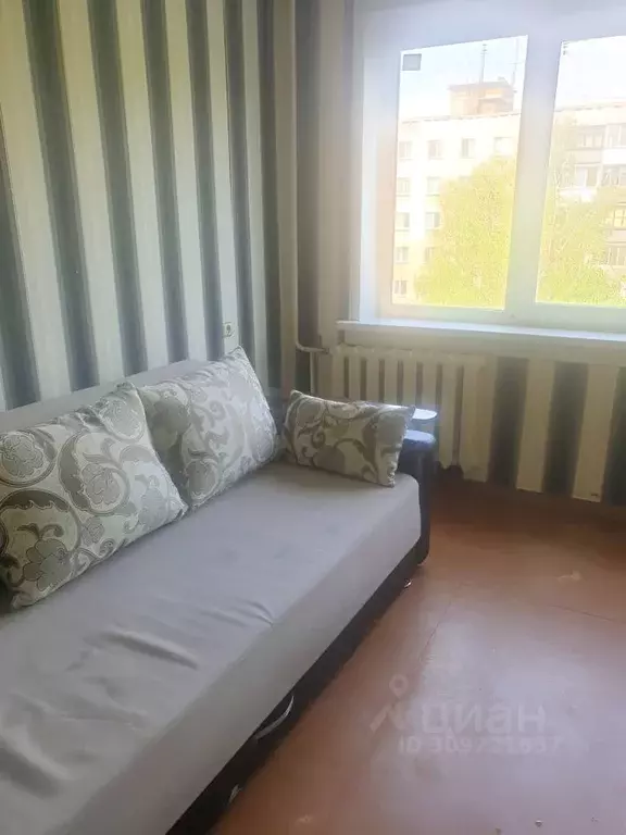 Комната Новосибирская область, Новосибирск ул. Кошурникова, 39 - Фото 2