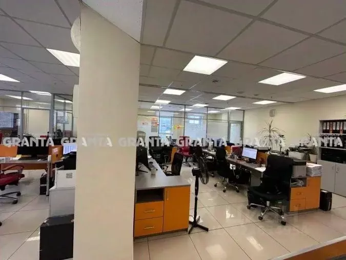 Офис в Красноярский край, Красноярск ул. Молокова, 37А (123 м) - Фото 1