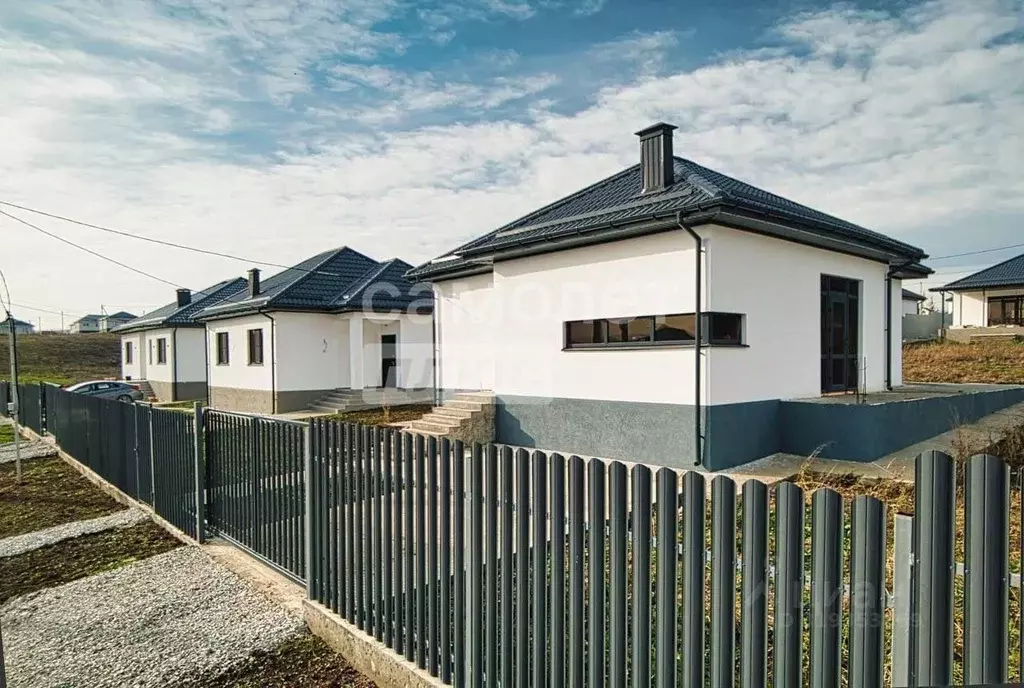Дом в Краснодарский край, Новороссийск городской округ, Раевская ст-ца ... - Фото 0