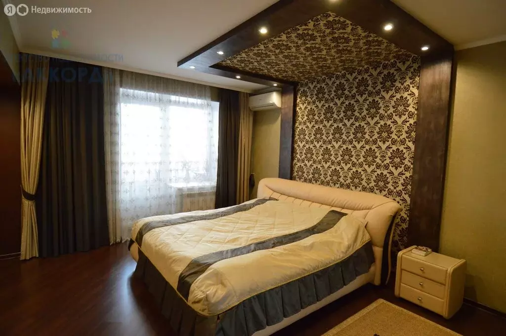 3-комнатная квартира: Барнаул, Пролетарская улица, 56 (140 м) - Фото 1