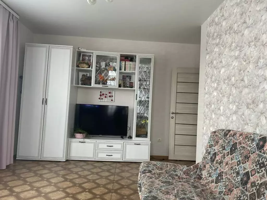 3-к кв. Омская область, Омск Верхнеднепровская ул., 263к4 (63.0 м) - Фото 1