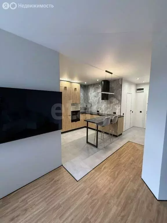 Квартира-студия: Ярославль, проспект Фрунзе, 77А (40 м) - Фото 1