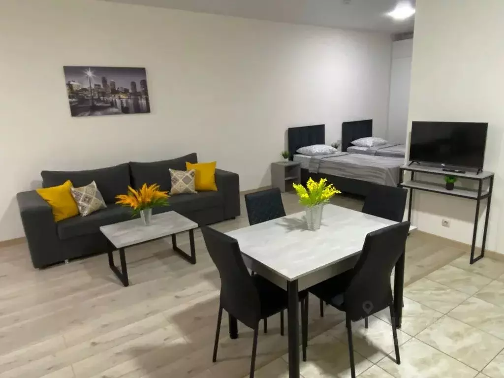 2-к кв. Чеченская республика, Грозный Петропавловское ш., 10Б (80.0 м) - Фото 1