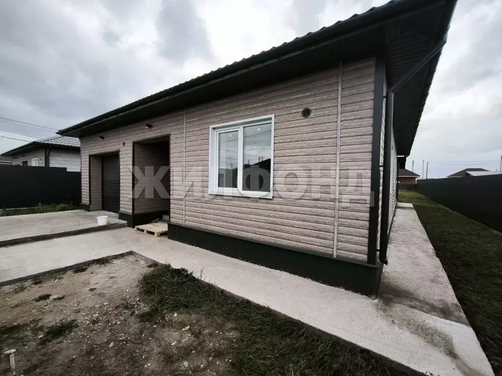 Дом в Хакасия, Усть-Абаканский район, с. Калинино ул. Родная (153 м) - Фото 1