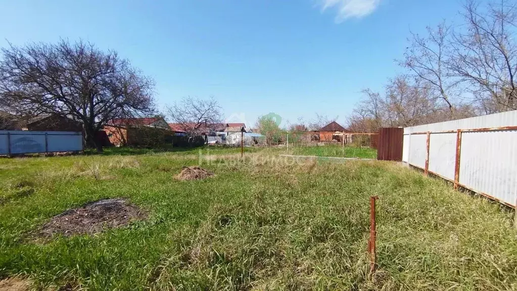 Участок в Краснодарский край, Ейское городское поселение, пос. ... - Фото 1