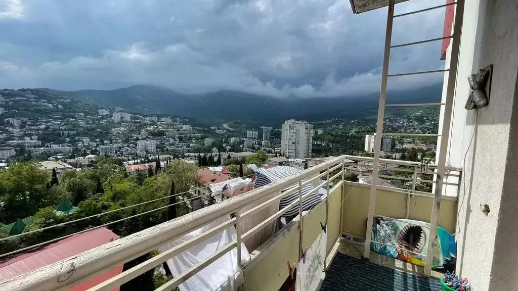 2-к кв. Крым, Ялта ул. Дзержинского, 23 (70.0 м) - Фото 0