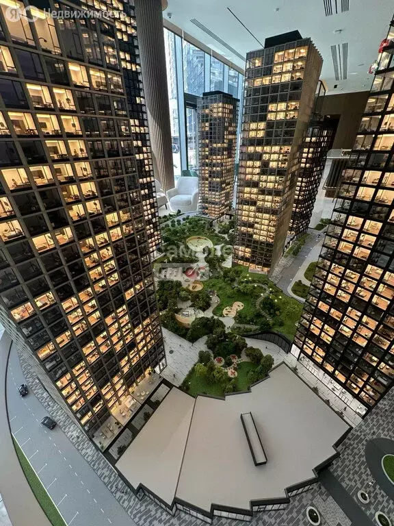 2-комнатная квартира: Москва, ЖК Хай Лайф (52.5 м) - Фото 1