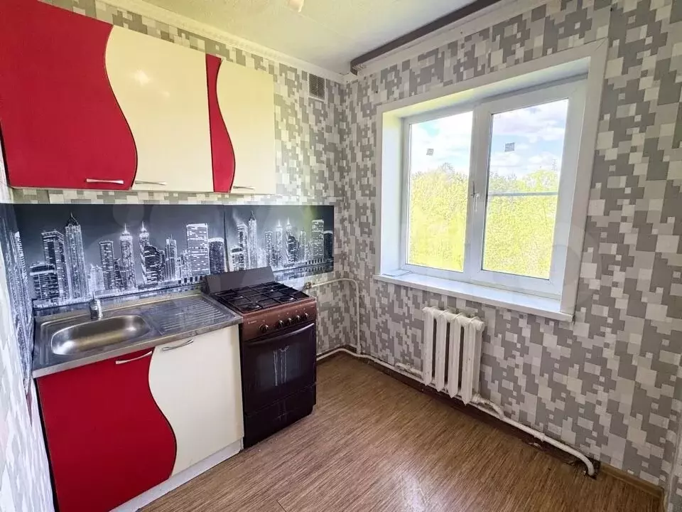 4-к. квартира, 59 м, 5/5 эт. - Фото 0