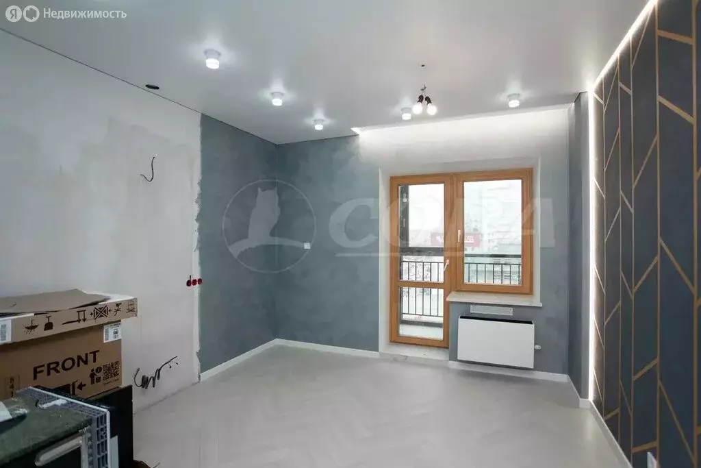 2-комнатная квартира: Тюмень, улица 50 лет Октября, 4 (76.5 м) - Фото 2