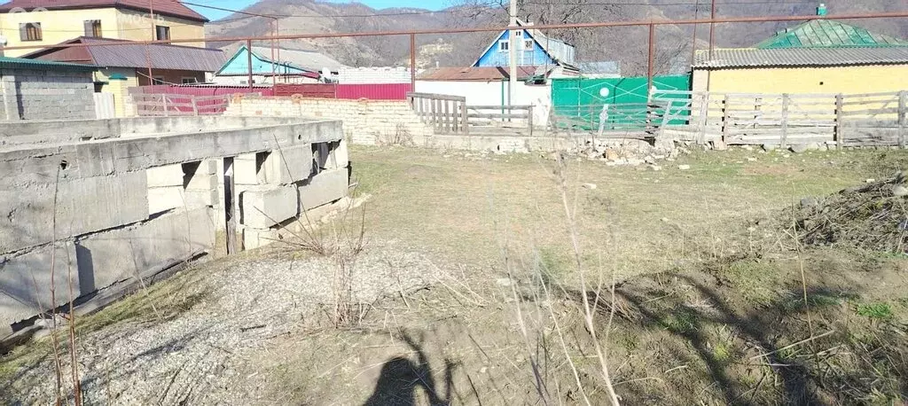 Участок в Карачаевский район, село имени Коста Хетагурова, улица Коста ... - Фото 2
