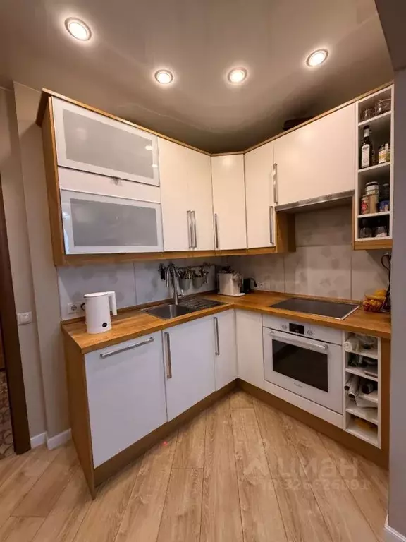 1-к кв. Санкт-Петербург ул. Адмирала Трибуца, 10 (39.8 м) - Фото 1