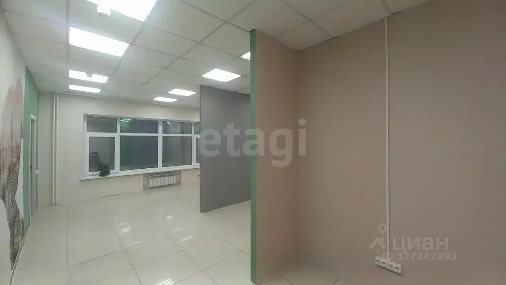 Торговая площадь в Ямало-Ненецкий АО, Новый Уренгой Мирный мкр, 2/2 ... - Фото 2