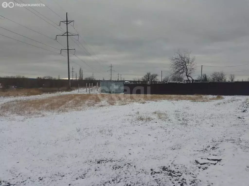 Участок в село Ближняя Игуменка, Центральная улица (16.6 м) - Фото 1