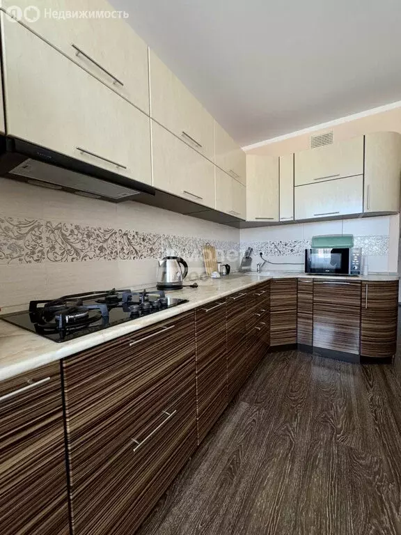 2-комнатная квартира: Ижевск, улица Архитектора П.П. Берша, 25 (59 м) - Фото 0