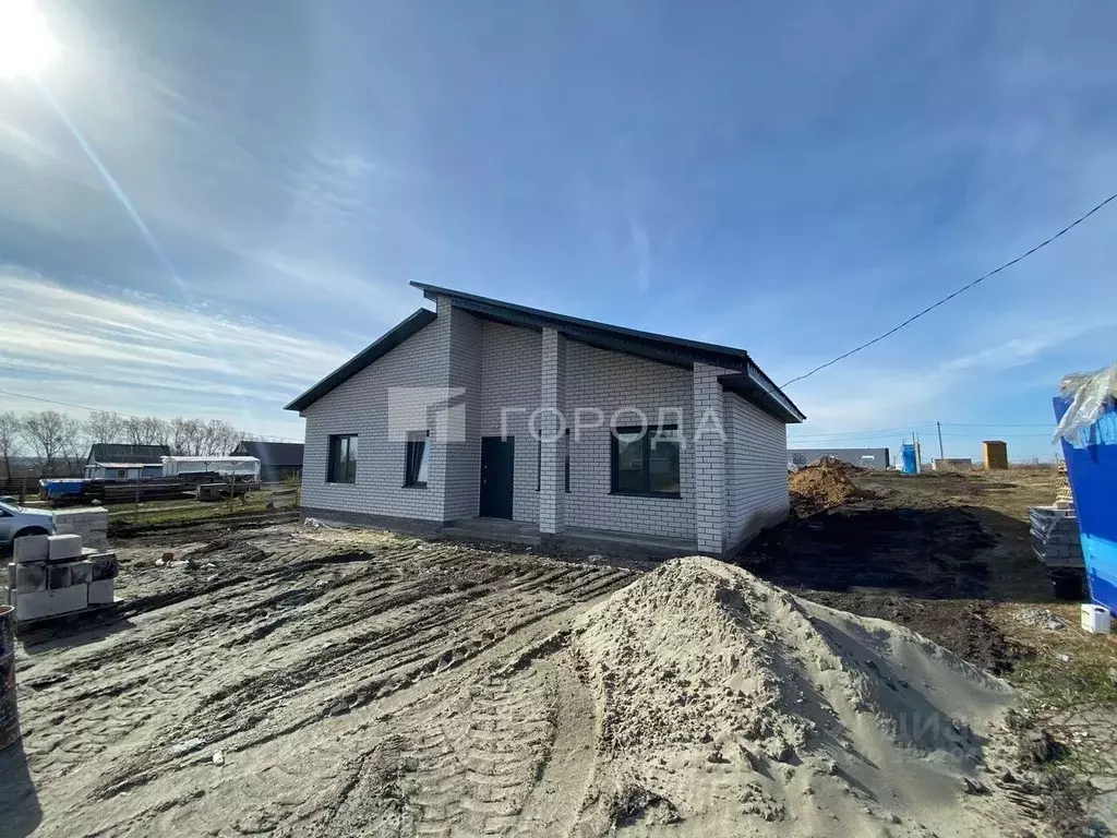 Дом в Алтайский край, Барнаул городской округ, пос. Центральный ул. ... - Фото 1