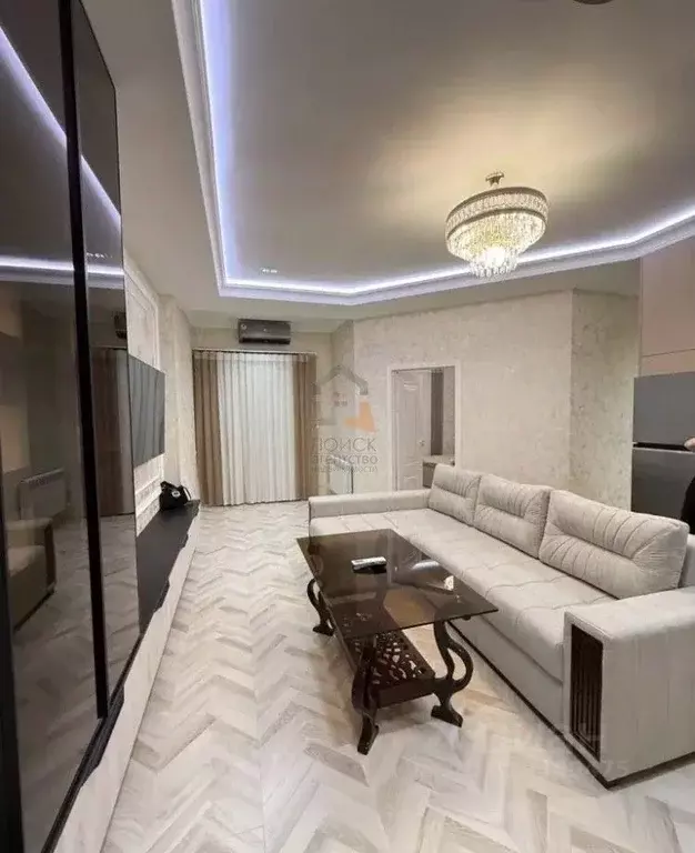 2-к кв. Татарстан, Казань ул. Братьев Касимовых, 21 (52.0 м) - Фото 0