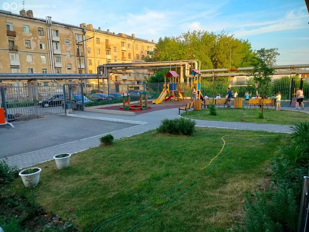 1-комнатная квартира: Ижевск, Парашютная улица, 1 (35 м) - Фото 0