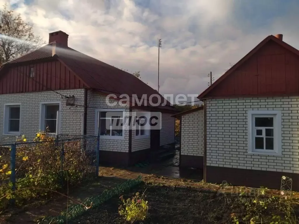 Дом в Липецкая область, Липецк Казинка ж/д_ст, ул. Липецкая, 30 (70 м) - Фото 1