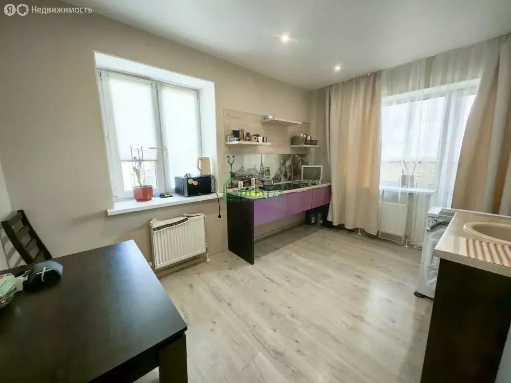 1-комнатная квартира: Тобольск, 10-й микрорайон, 65 (49 м) - Фото 0