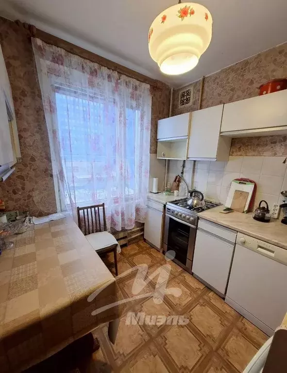 3-к. квартира, 50 м, 6/9 эт. - Фото 0