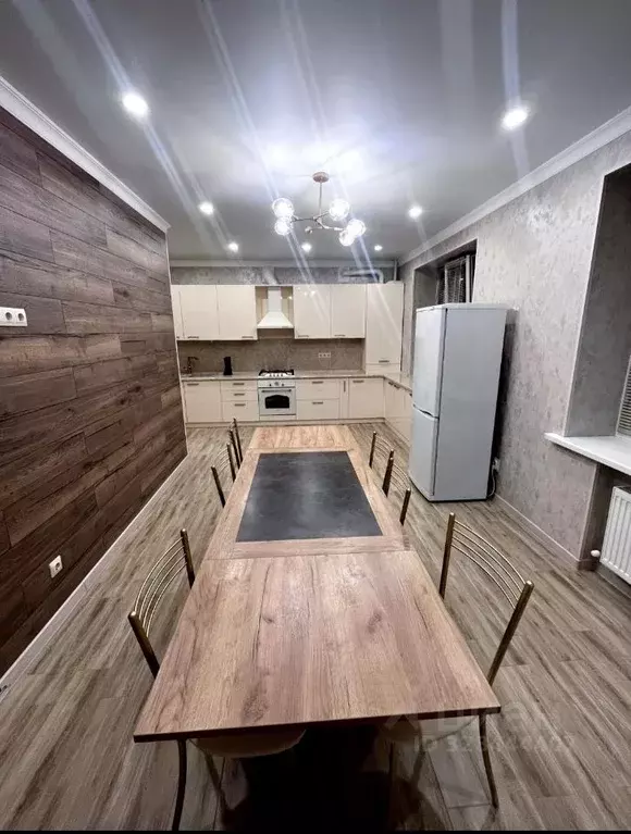 3-к кв. Северная Осетия, Владикавказ ул. Курсантов-Кировцев, 29 (110.0 ... - Фото 1