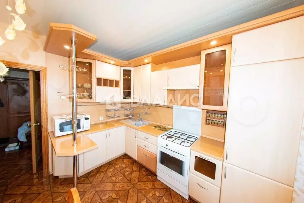 1-к. квартира, 43 м, 8/9 эт. - Фото 0