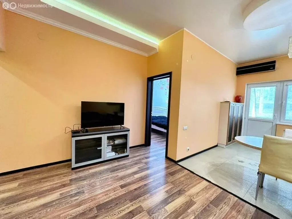 2-комнатная квартира: Сочи, улица Кирова, 30 (62.6 м) - Фото 0