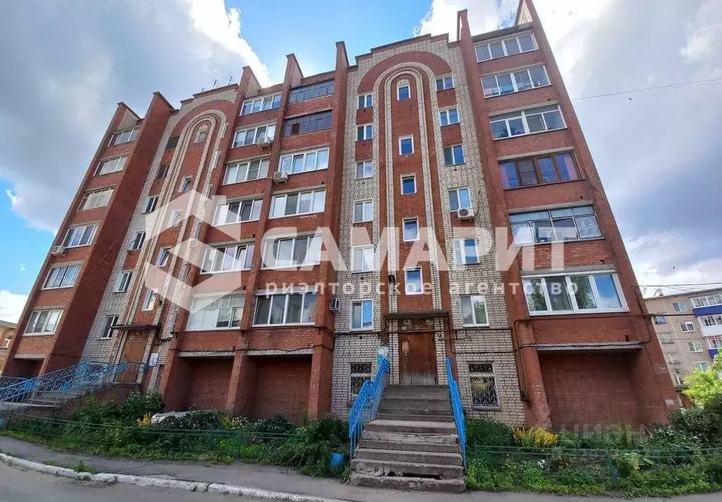 Помещение свободного назначения в Самарская область, Октябрьск ул. ... - Фото 1