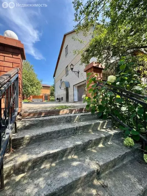 Дом в Усть-Курдюм, улица 60 лет СССР (384 м) - Фото 1