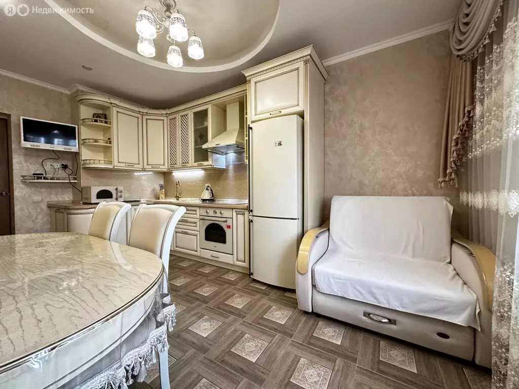 2-комнатная квартира: Краснодар, улица им. Героя Яцкова И.В., 15к1 ... - Фото 1