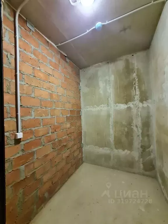 Гараж в Краснодарский край, Краснодар ул. Западный обход, 45к1 (2 м) - Фото 0