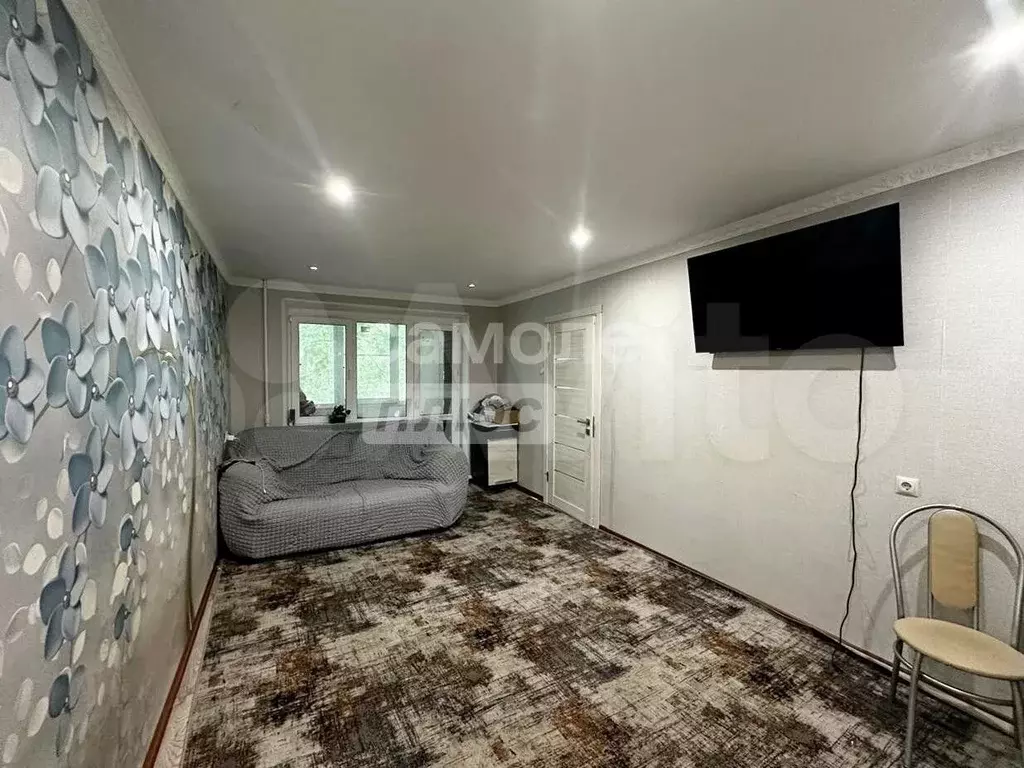 3-к. квартира, 58 м, 2/5 эт. - Фото 0