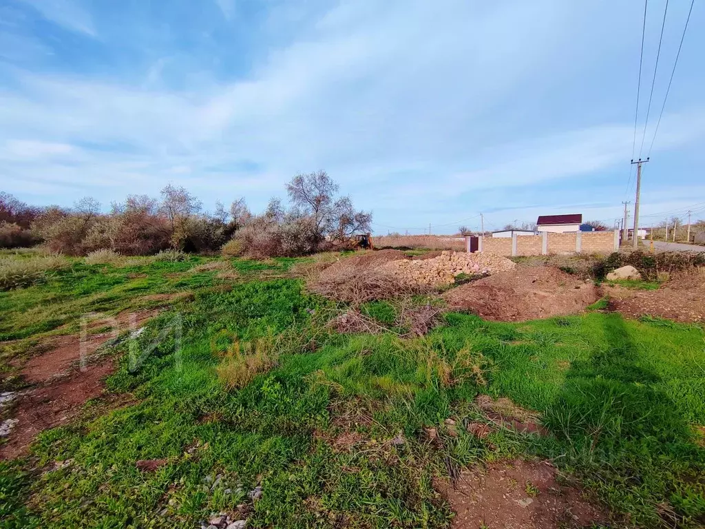 Участок в Крым, Сакский район, Новофедоровка пгт ул. Тимура Апакидзе ... - Фото 2