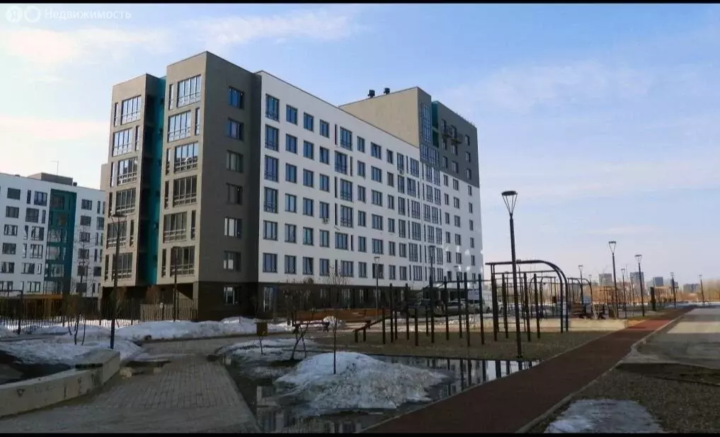 1-комнатная квартира: Тюмень, улица Павла Никольского, 10 (43.2 м) - Фото 2