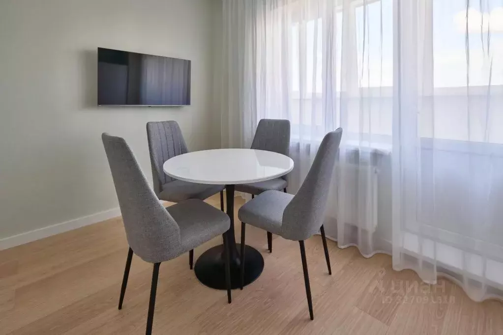 3-к кв. Липецкая область, Липецк ул. М.И. Неделина, 4Д (80.0 м) - Фото 1