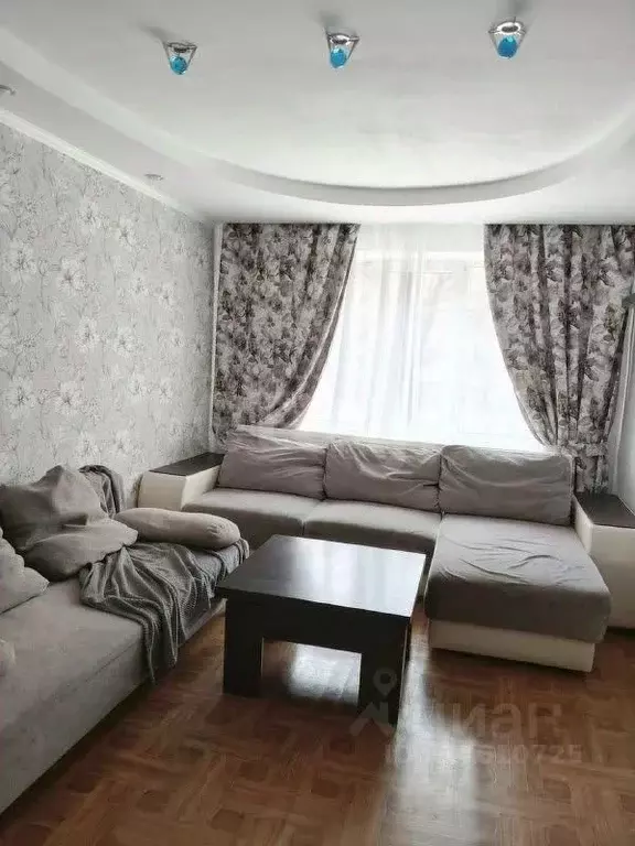 4-к кв. Курская область, Курск Студенческая ул., 5 (77.3 м) - Фото 0