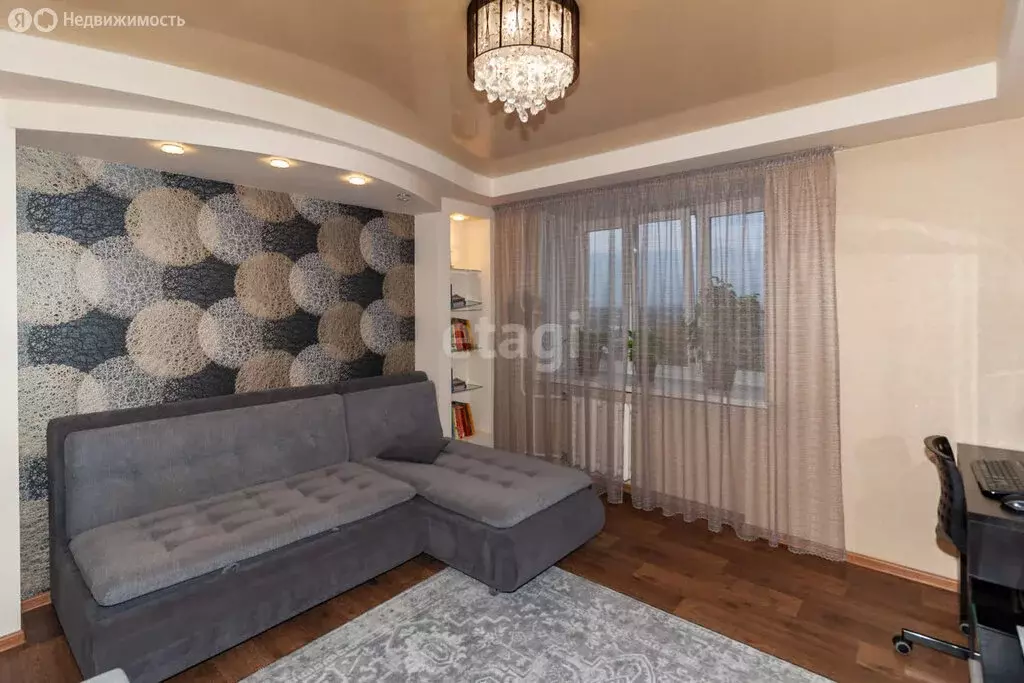 2-комнатная квартира: Тюмень, улица Щербакова, 140 (62 м) - Фото 1