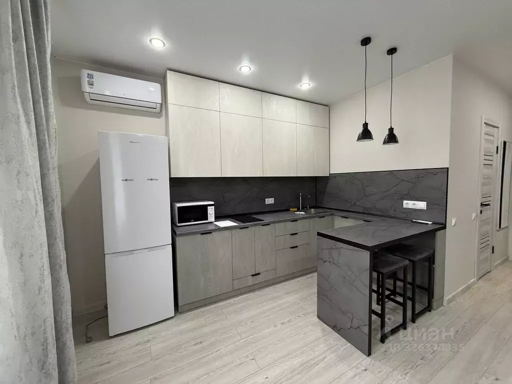 Студия Краснодарский край, Краснодар ул. Краеведа Соловьева, 6К4 (27.0 ... - Фото 1