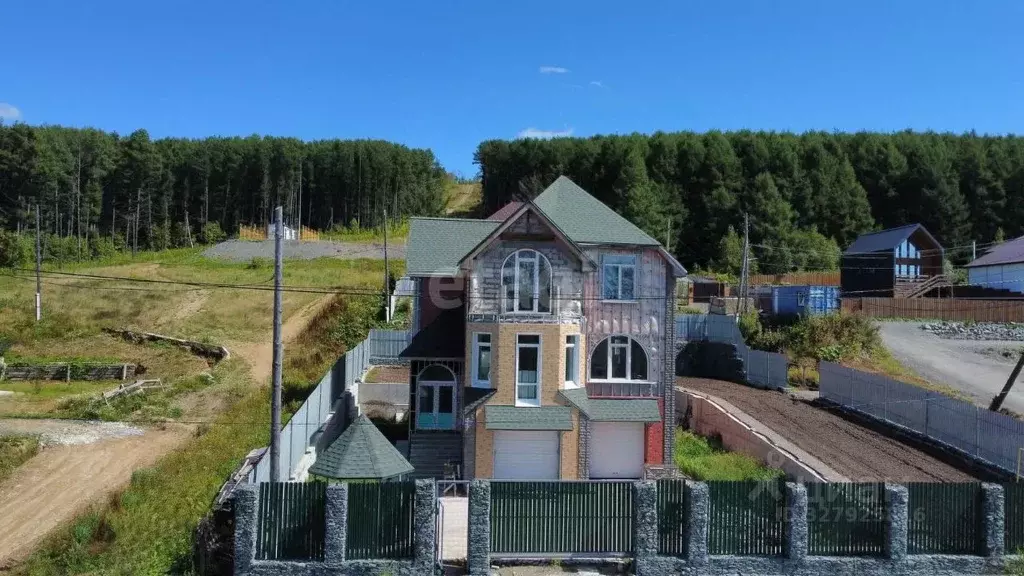 Дом в Сахалинская область, Южно-Сахалинск Комсомольская ул., 7 (306 м) - Фото 2