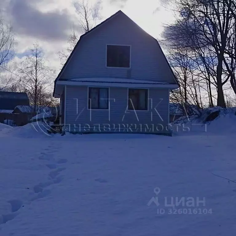 Дом в Ленинградская область, Лужский район, Ретюнское с/пос, д. Юбры  ... - Фото 1