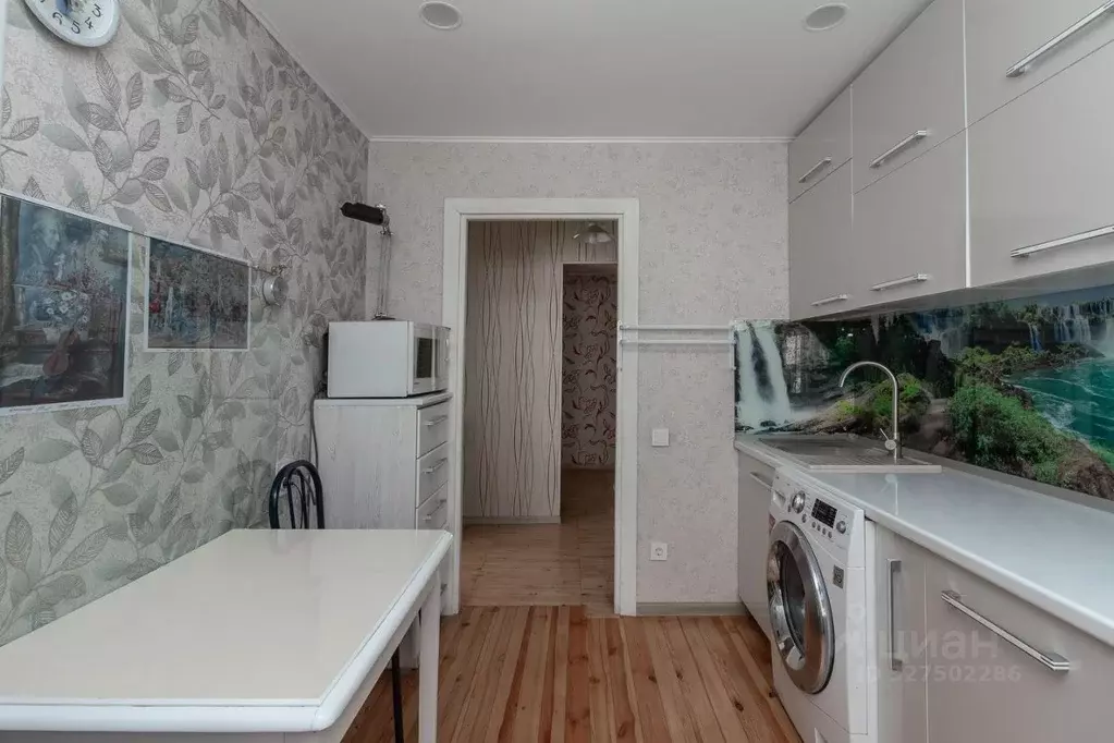 4-к кв. Алтайский край, Барнаул Социалистический просп., 69 (65.7 м) - Фото 2