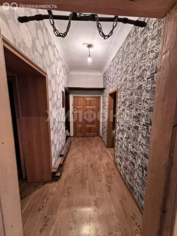 3-комнатная квартира: Кемерово, улица Орджоникидзе, 5 (76.8 м) - Фото 2