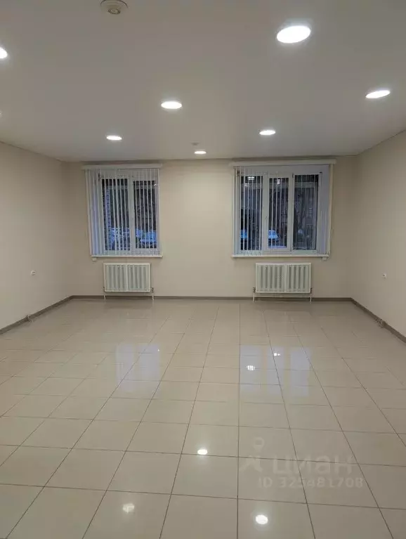 Помещение свободного назначения в Брянская область, Брянск ул. ... - Фото 2