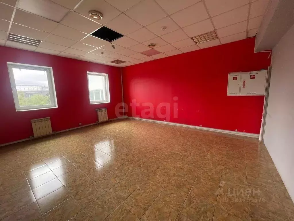 Офис в Сахалинская область, Южно-Сахалинск просп. Мира, 54С15 (25 м) - Фото 1