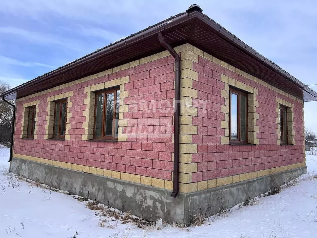 Дом в Курская область, Курский район, Полянский сельсовет, д. 2-е ... - Фото 1