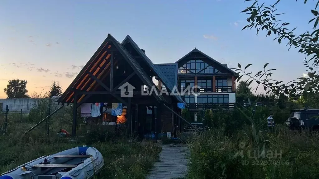 Дом в Калининградская область, Гвардейский муниципальный округ, пос. ... - Фото 1