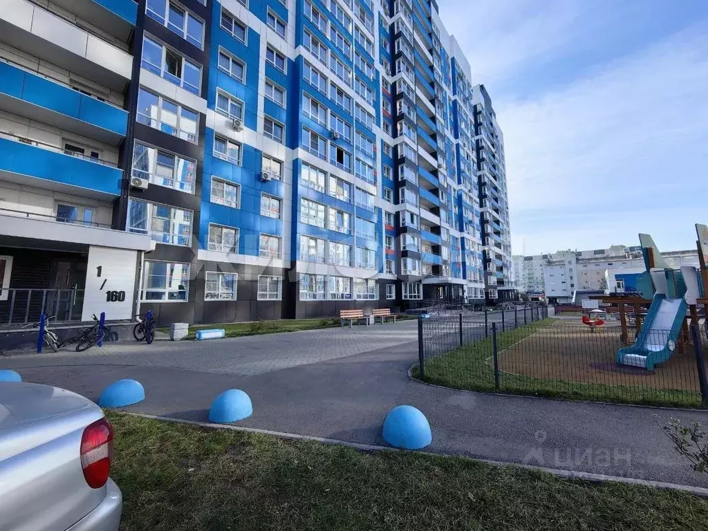 2-к кв. Алтайский край, Барнаул ул. Сергея Семенова, 4 (40.4 м) - Фото 1