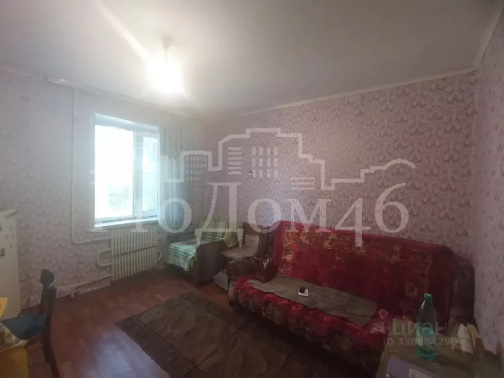 Комната Курская область, Курск ул. 50 лет Октября, 167к2 (12.0 м) - Фото 2